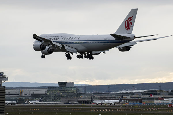 中國航空業內卷加劇 三大航上半年合虧47億元