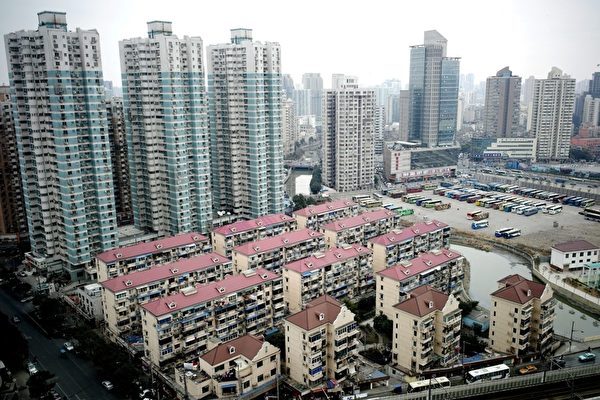 上海部分區域房價近腰斬 跌勢或將持續