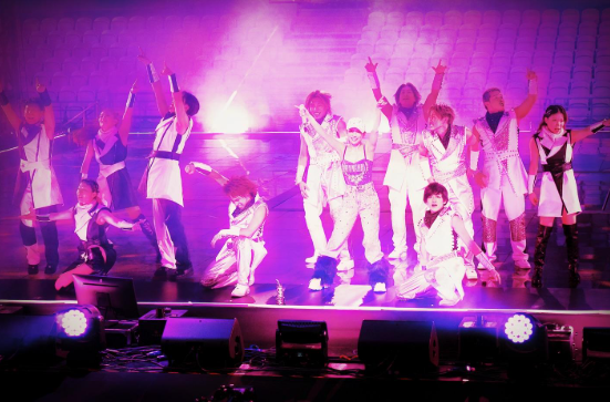 日歌手在陆演出受阻惹非议 胡锡进批「做过头」:中方损失更大