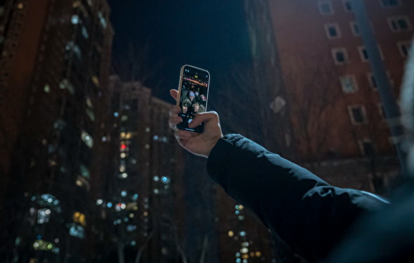 地狱级就业市场与「躺平世代」——中国青年失业的真实与讽刺