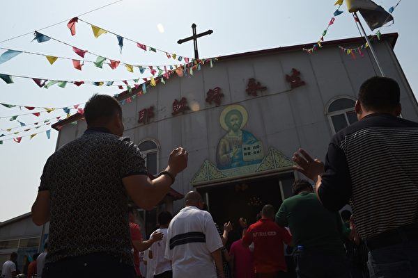 中共警方跨地打壓 成都秋雨教會6信徒被刑拘