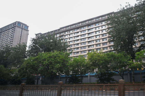 爆料:京西賓館槍戰細節 雙方幾十人被擊斃