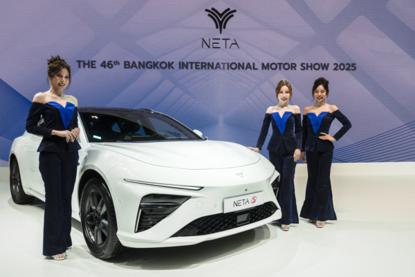 哪吒汽車創辦人方運舟、前CEO張勇成「老賴」