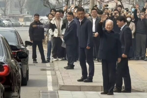 溫家寶北京露面 為何引發海外熱議?