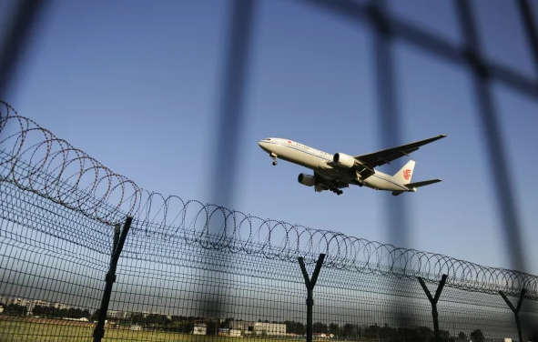 扣护照、查行踪 中共严控教师暑假出游