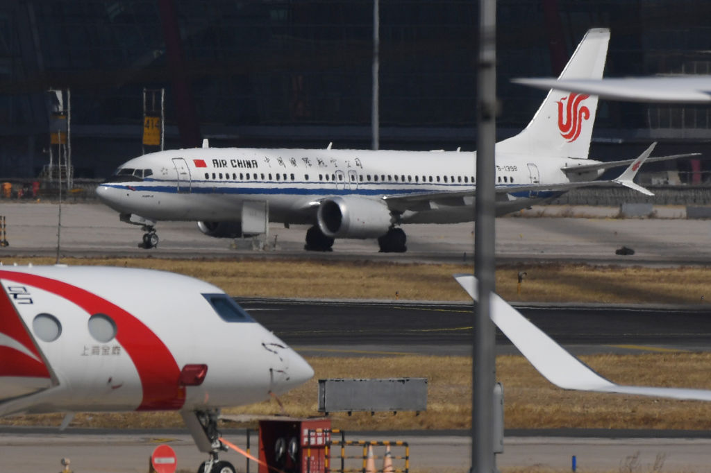 中國六大航空公司上半年合計虧損123億元