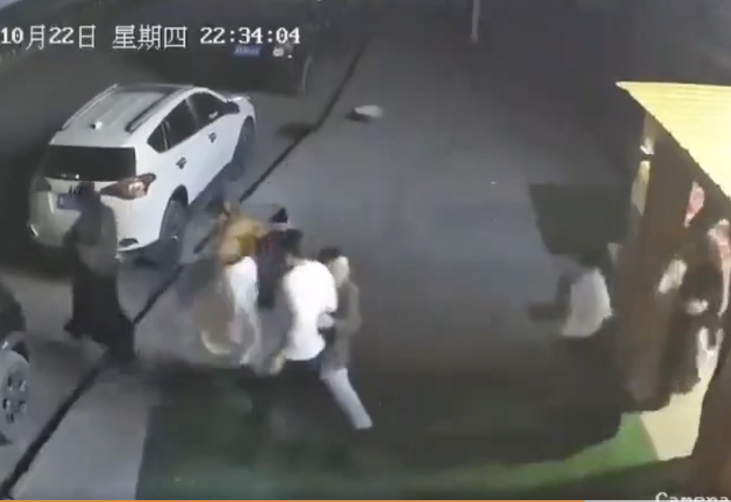 西藏7級強震致重大傷亡 民眾驚慌逃生(多視頻)